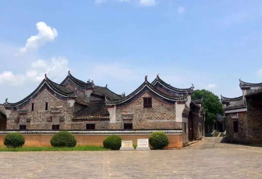 羅榮桓故居(圖1) 羅榮桓故居(圖1)